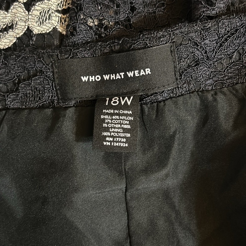 Who What Wear beautiful Black & White floral lace skirt. Size 18 - Picture 6 of 9